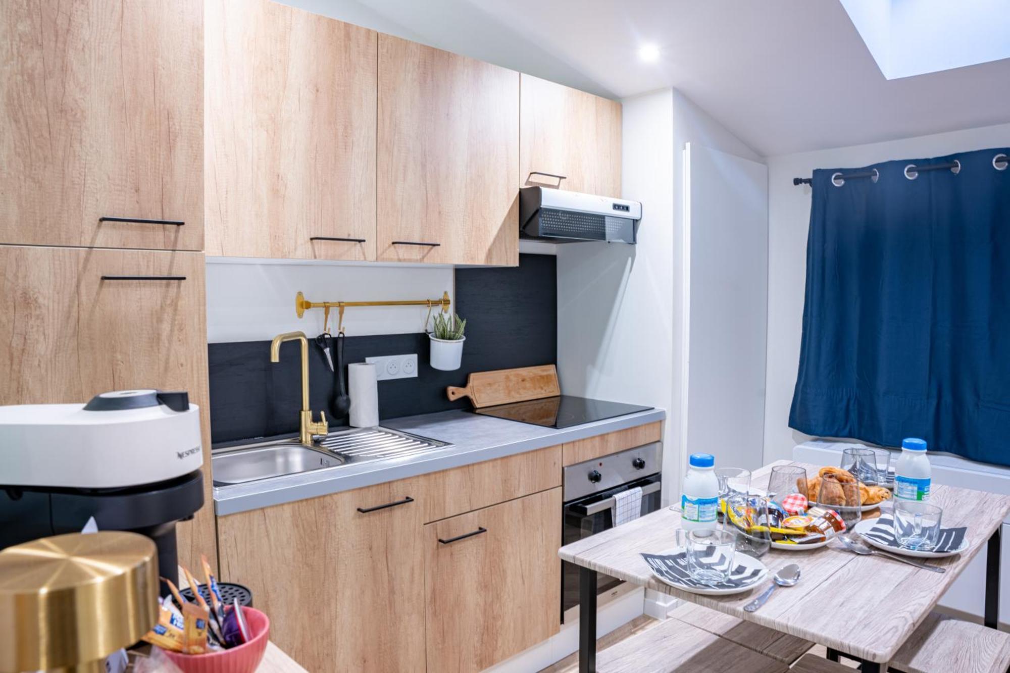 Food And Chill - Deux Appartements Hypercentre - 1 Theme Cinema - By Primo C0Nciergerie Tournus Esterno foto