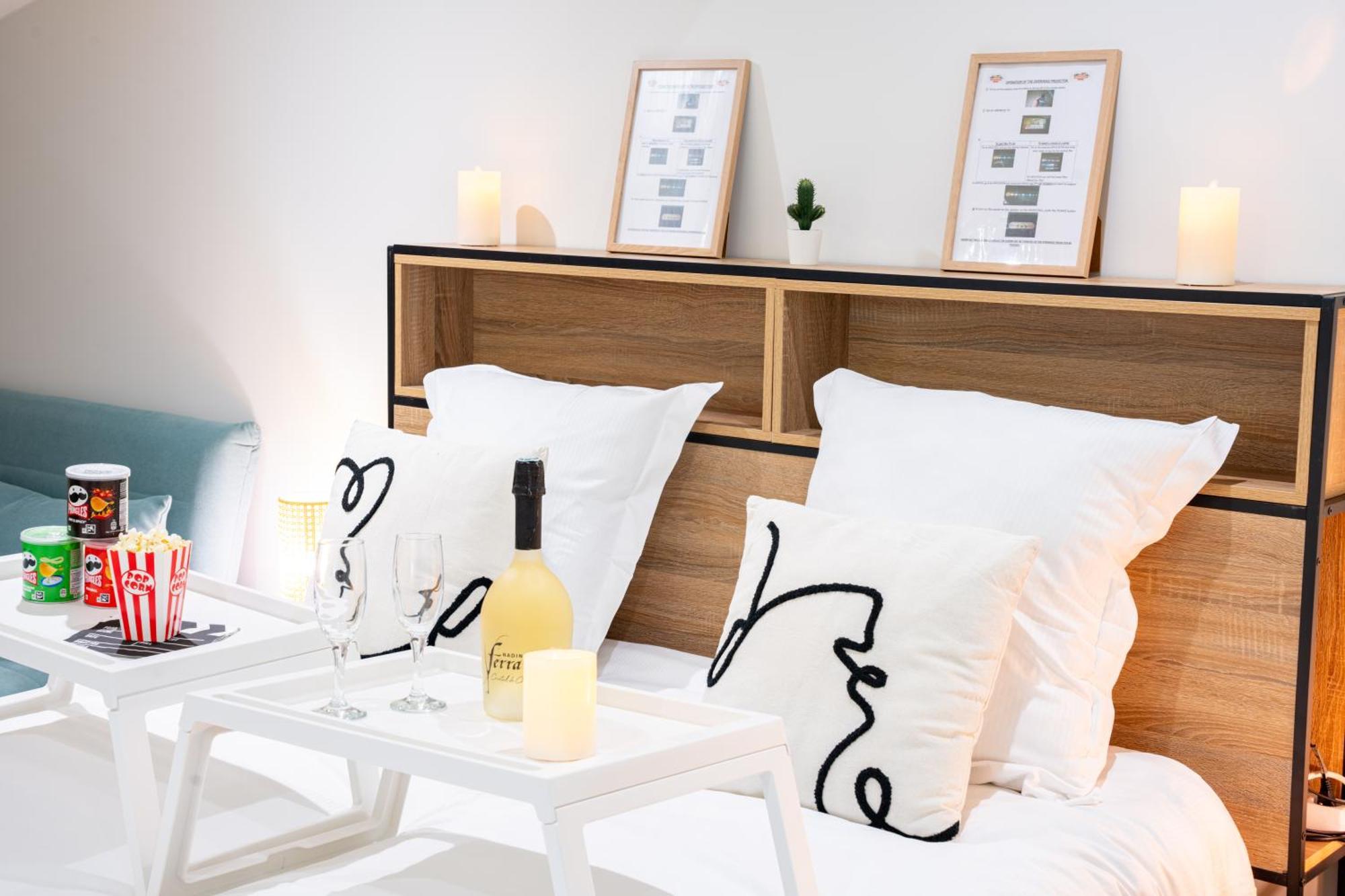 Food And Chill - Deux Appartements Hypercentre - 1 Theme Cinema - By Primo C0Nciergerie Tournus Esterno foto